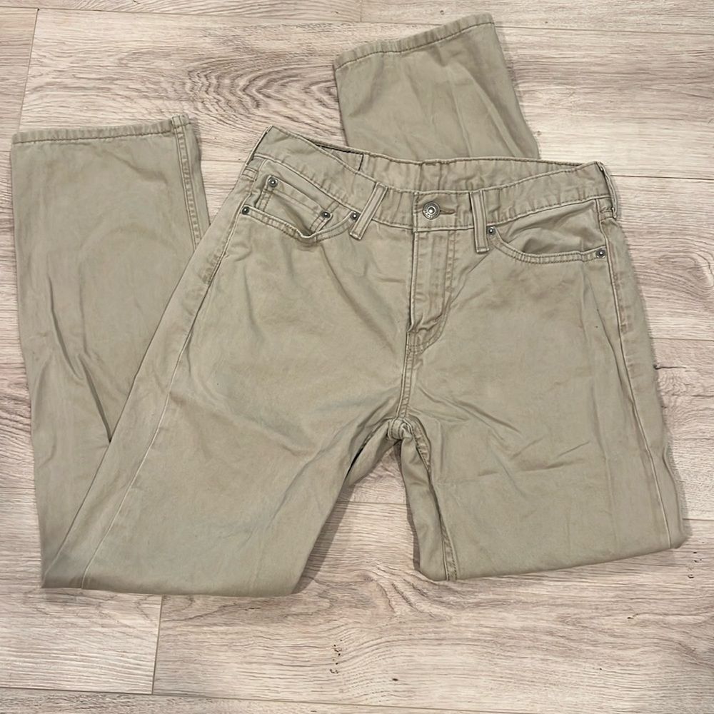 Men’s Levi’s 514 Khakis